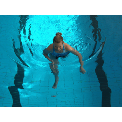 Adipositas Aquafitness Training für starke Frauen